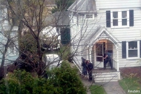 Спецназ США 'добил' Царнаева ослепляющими гранатами