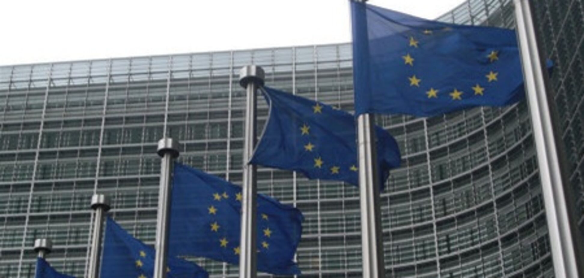 Брюссель открывает Сербии и Косово двери в Евросоюз