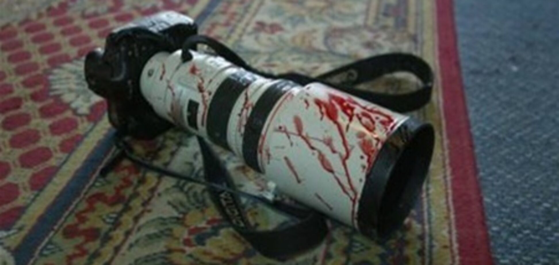 У Росії фотограф вбив начальника ножем і зарізався сам