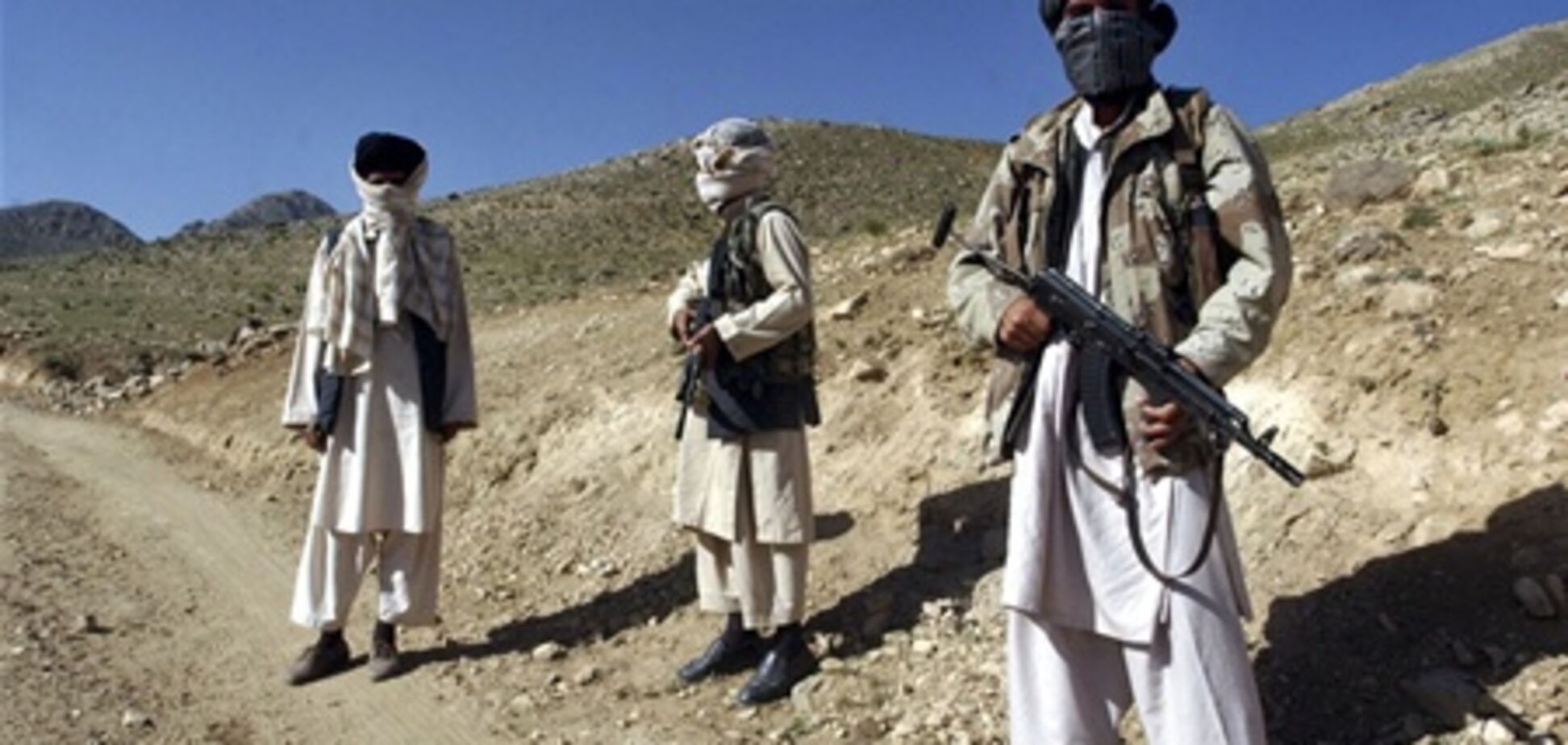 В Афганистане восемь иностранцев попали в плен к талибам