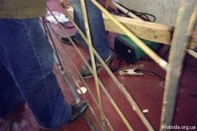 Активисты воспрепятствовали выселению киевской учительницы