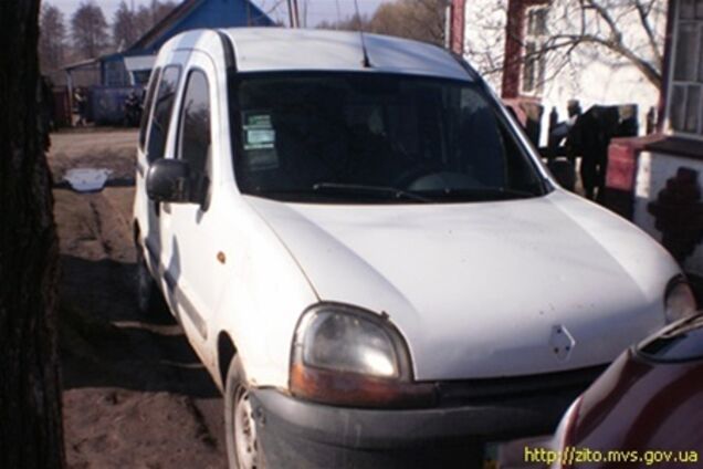 На Житомирщине парни угнали авто, не зная, как им управлять