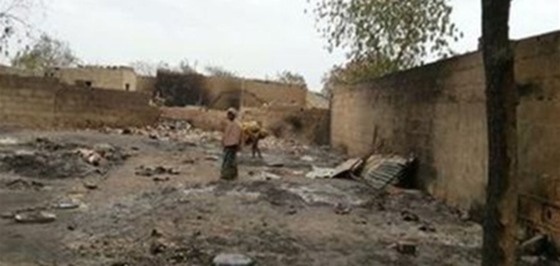 Нигерия: исламские экстремисты сожгли город и убили 185 людей