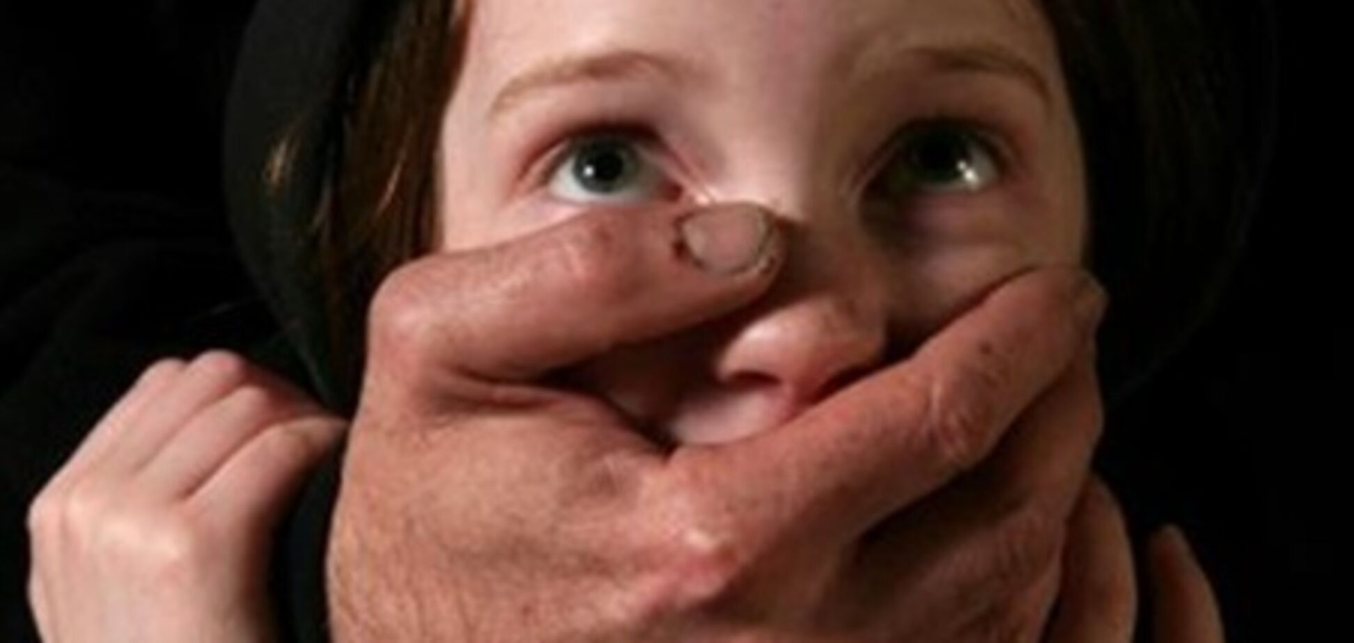 У Кіровограді засудили вітчима за розтління падчерки