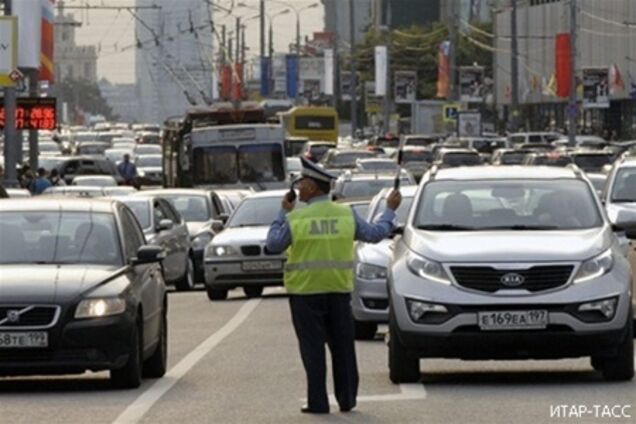 При вибуху на Новому Арбаті постраждали дві людини