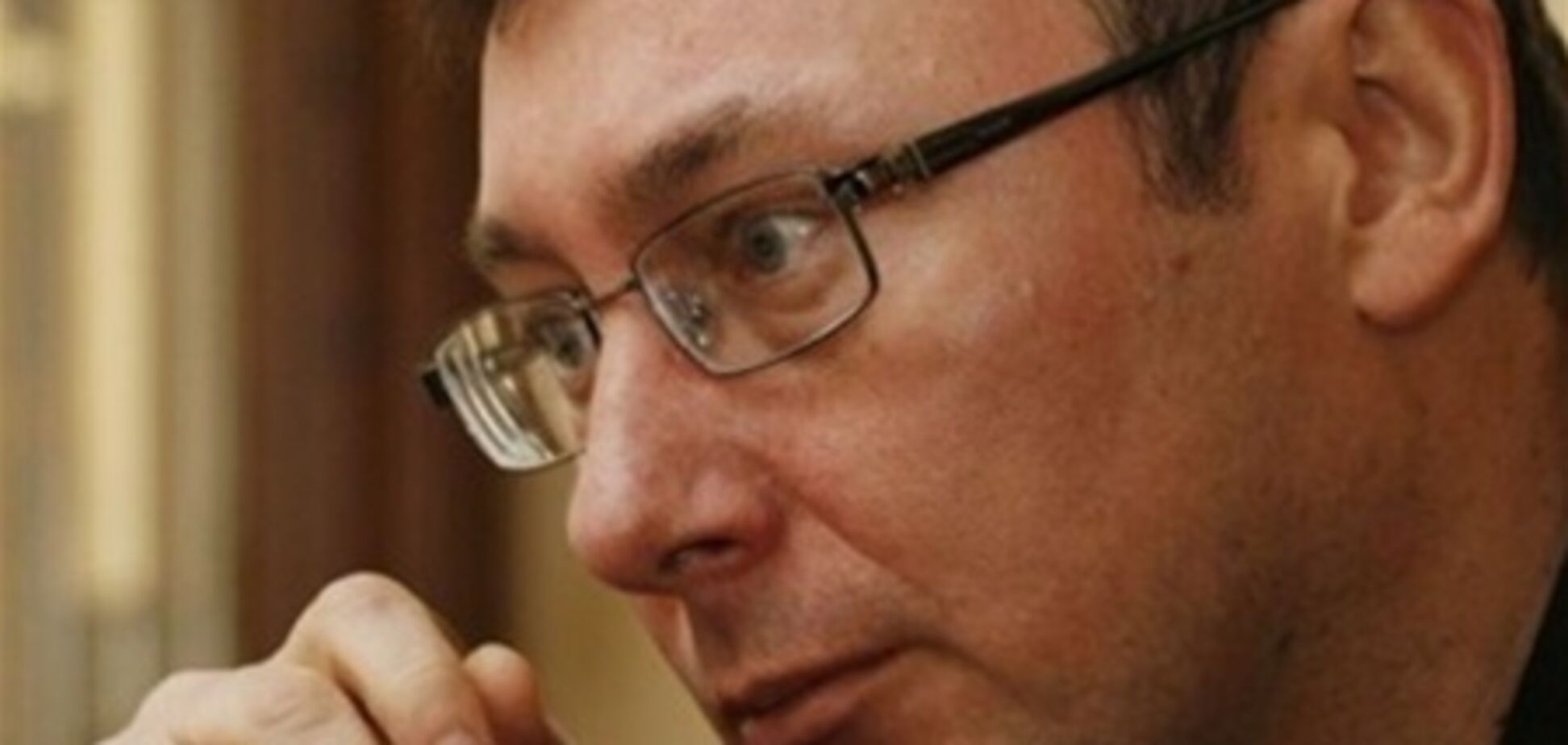 Луценко хоче від опозиції визначеності до Дня Києва
