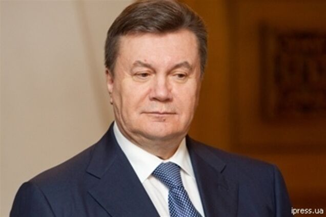 Янукович уволил замов Ставицкого и Проскурякова