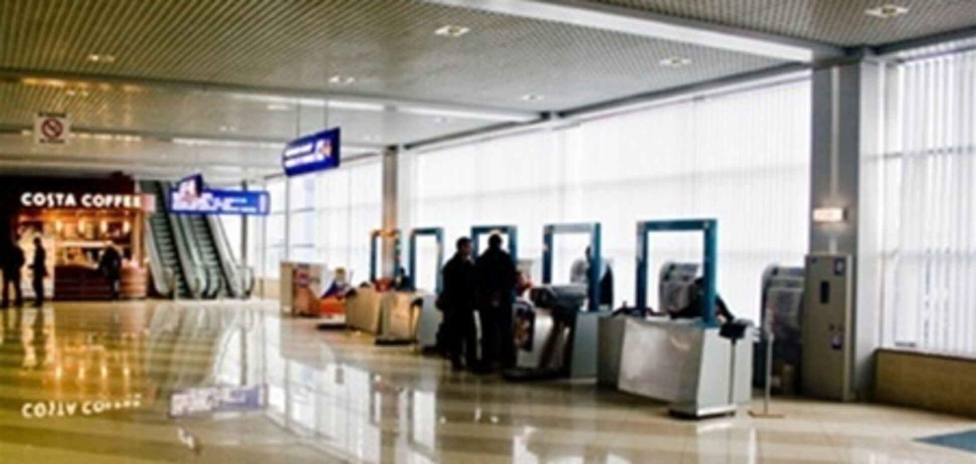 Аэропорт 'Борисполь' открыл терминалы F, B; проверяют D