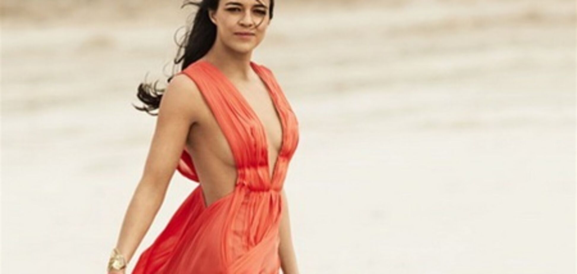 Мишель Родригес: крепкий орешек в шифоновом платье