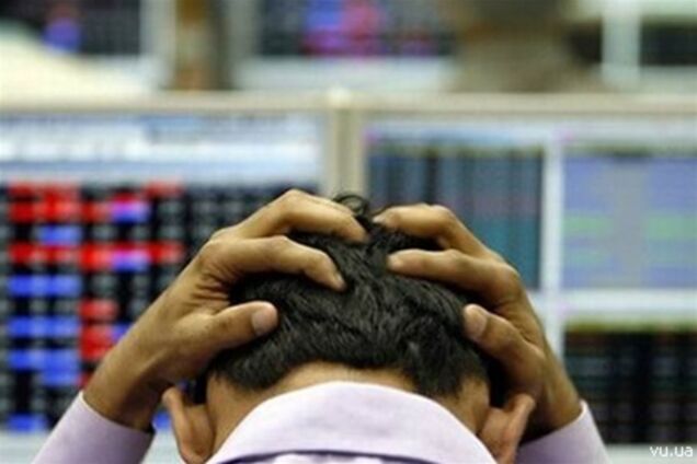 Мировые банки проводят 'чистку' клиентов