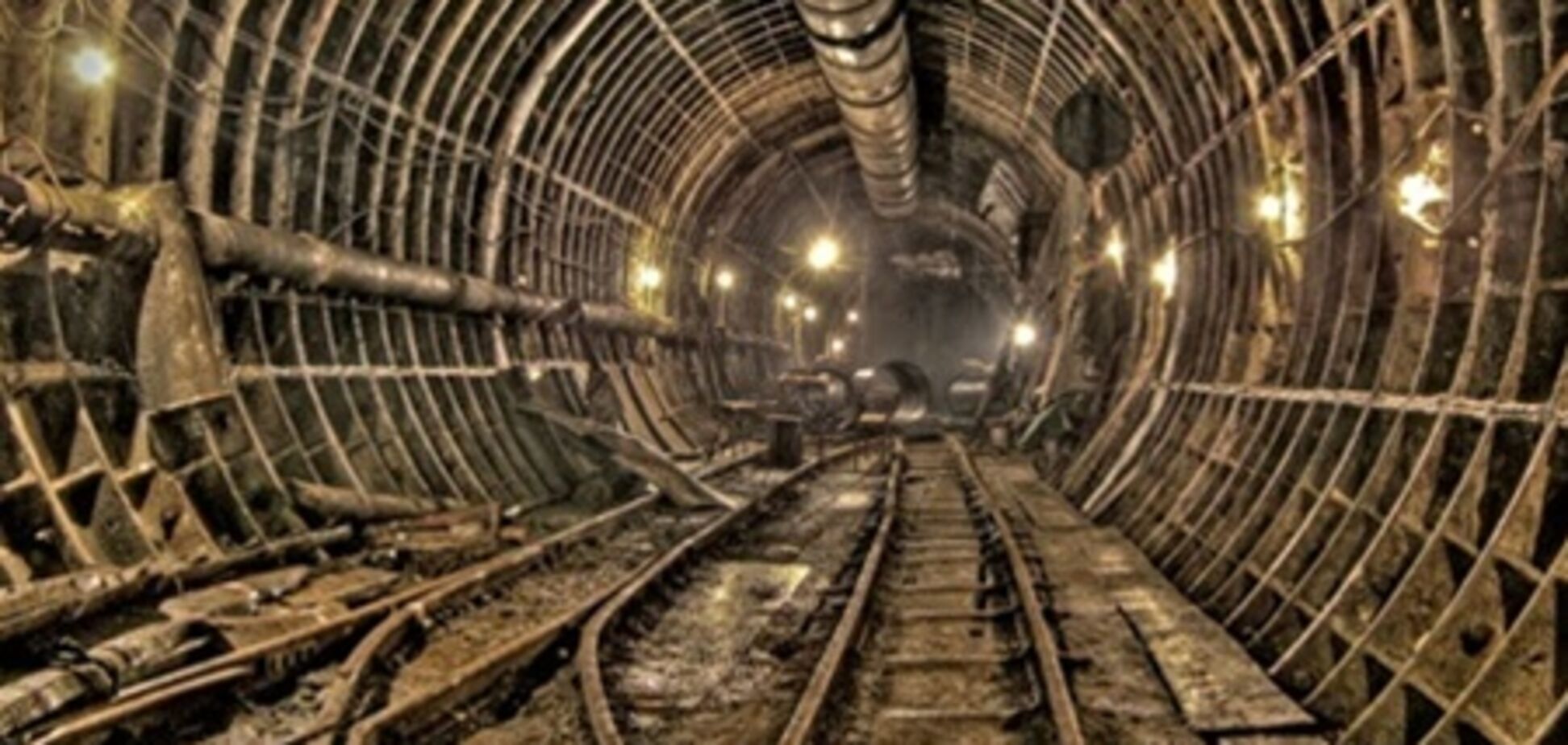 Вилкул добился зарплаты для строителей метро в Днепропетровске