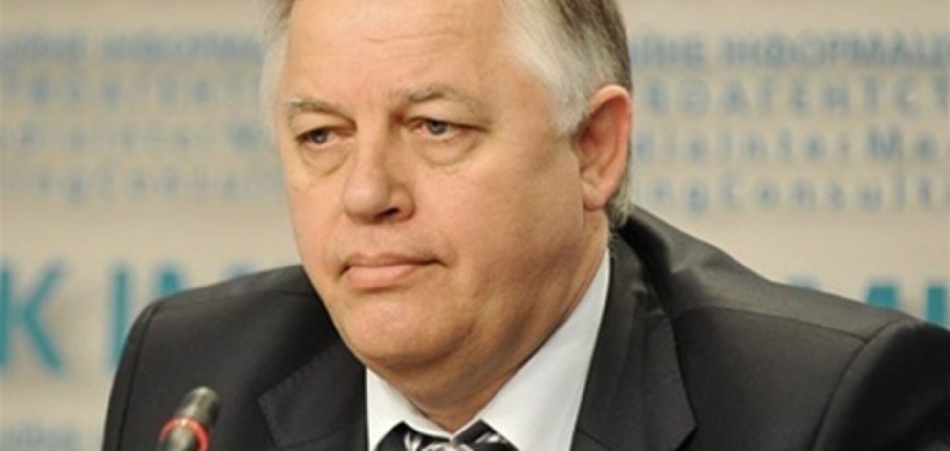 Симоненко пожаловался Пшонке на объявление 9 мая днем скорби