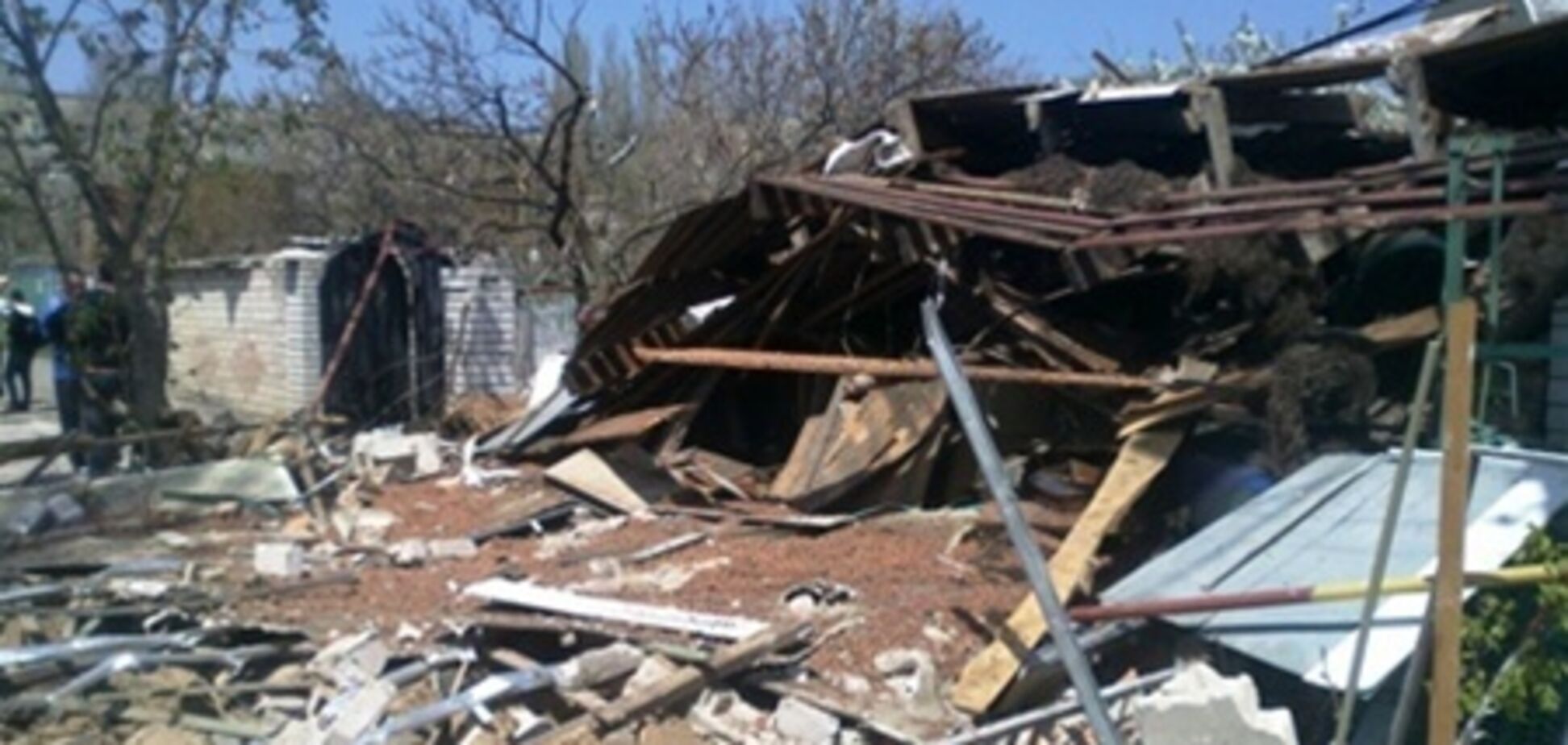 На Запоріжжі вибух газу зніс другий поверх будівлі