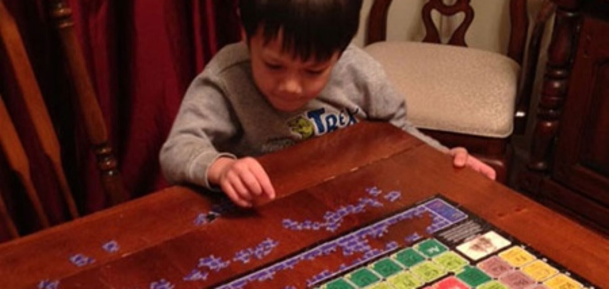 Пятилетний ребенок развил высокий IQ, сидя на горшке