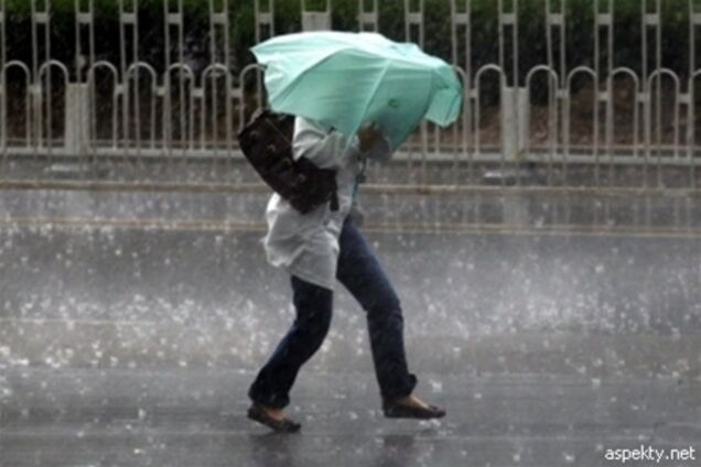 В Украине объявлено штормовое предупреждение, 29 апреля 2013