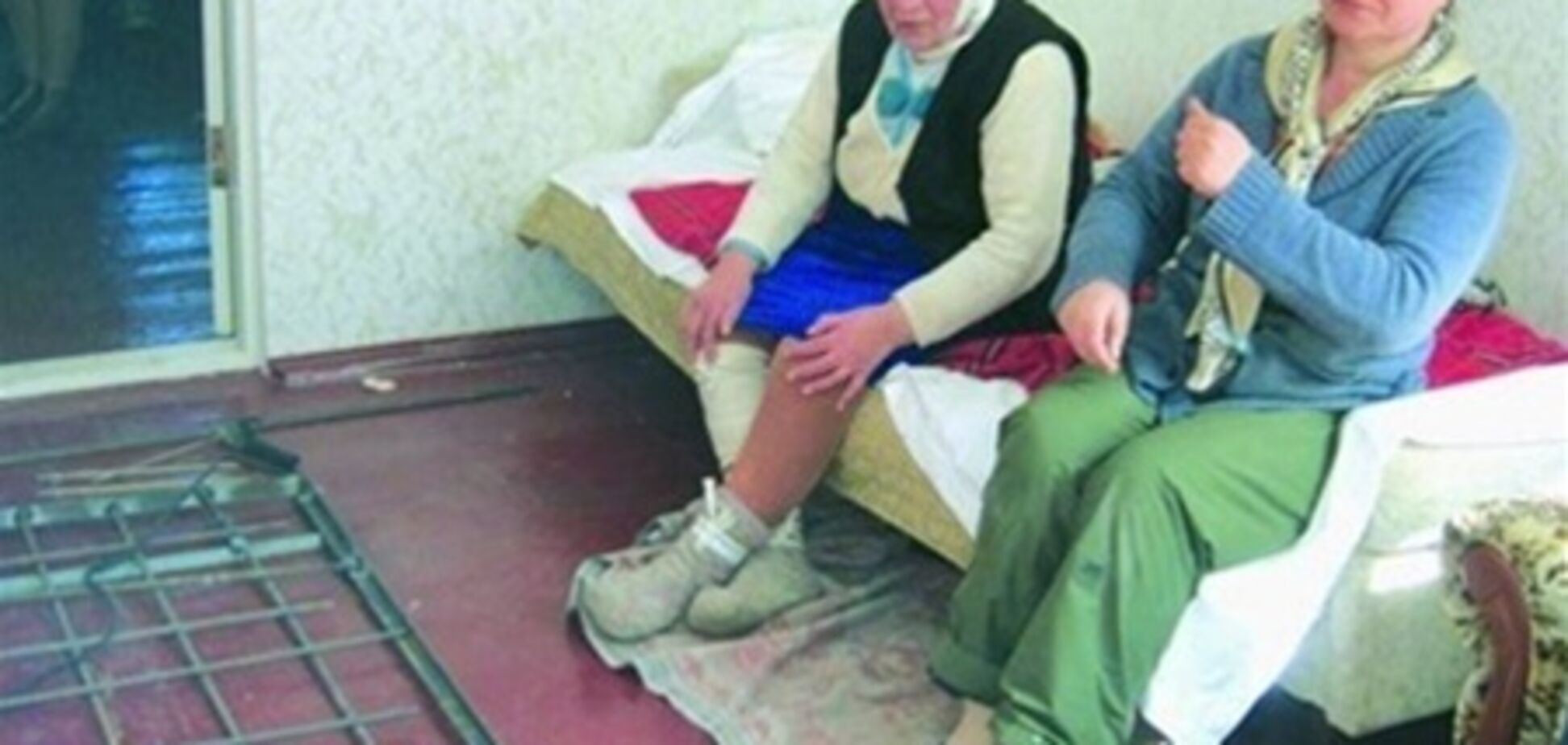 У матери киевской учительницы Москаленко случился сердечный приступ