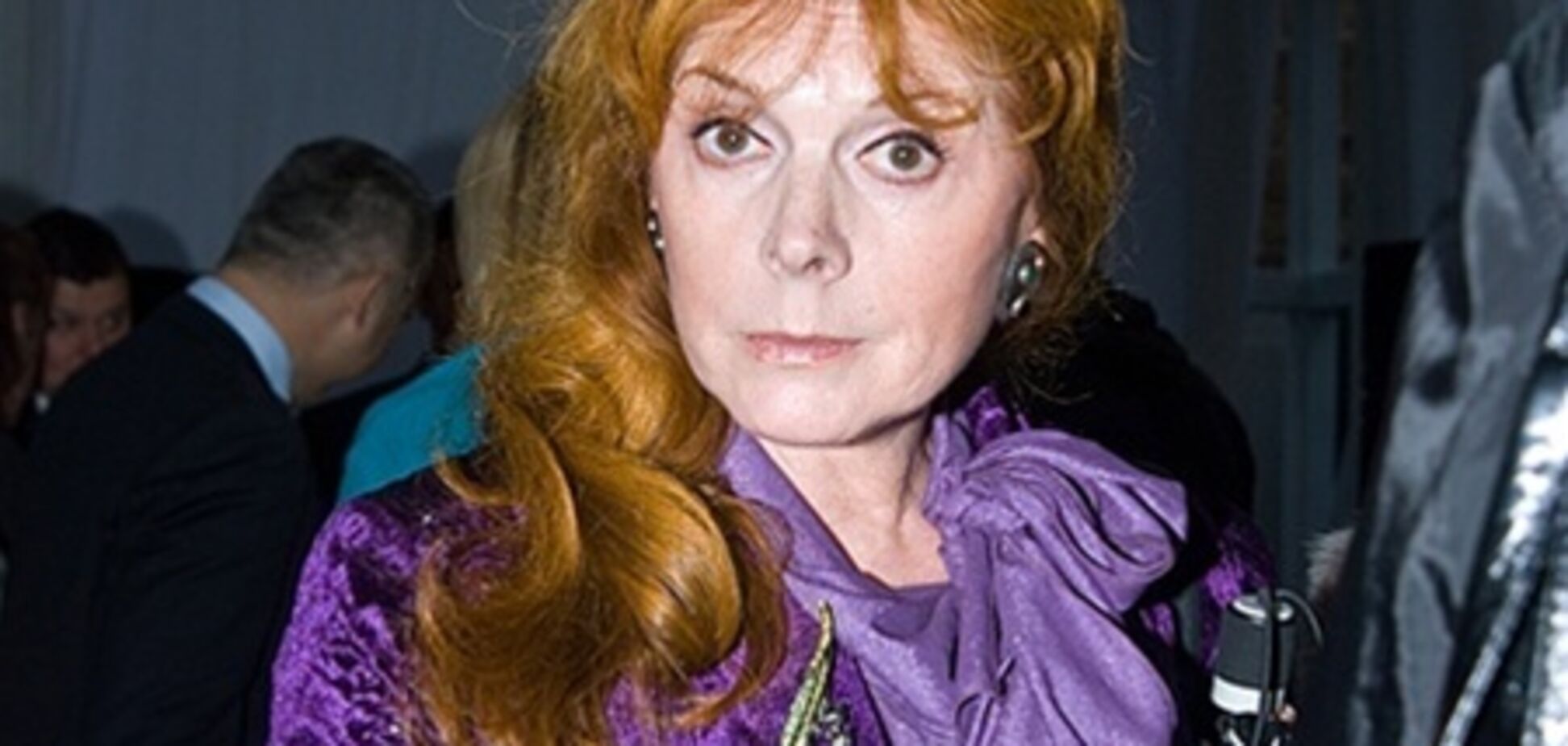 Телефонные хулиганы преследуют Новикову