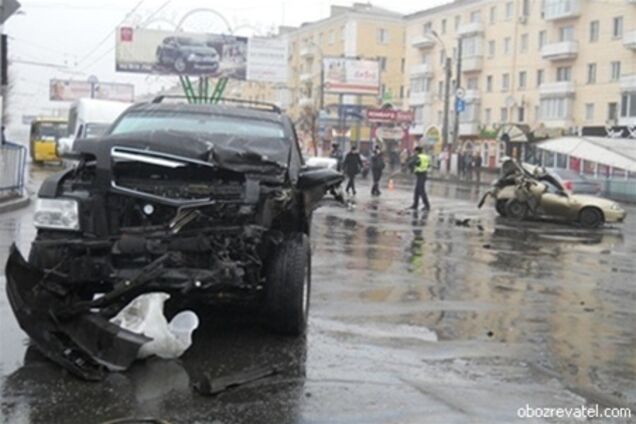 Водителю, сбившему в Луганске рекламщиков, грозит 8 лет