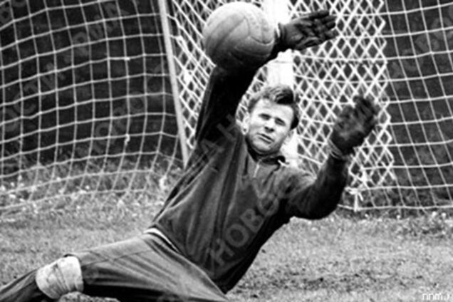 Путин поручил снять кино о вратаре Яшине