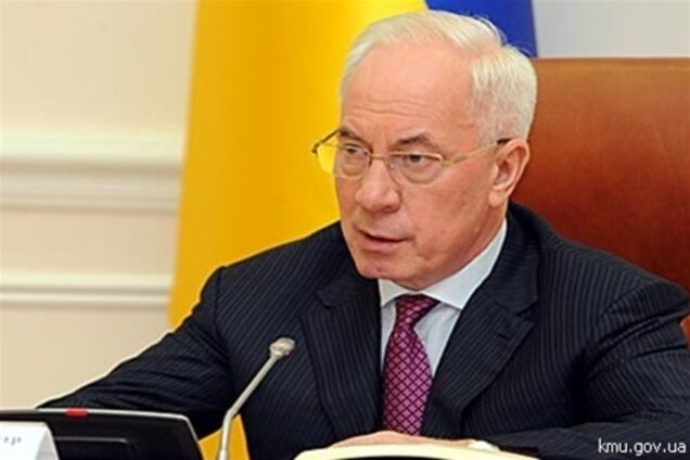 Азаров назвал проявлением нацизма решения о Дне скорби 9 мая