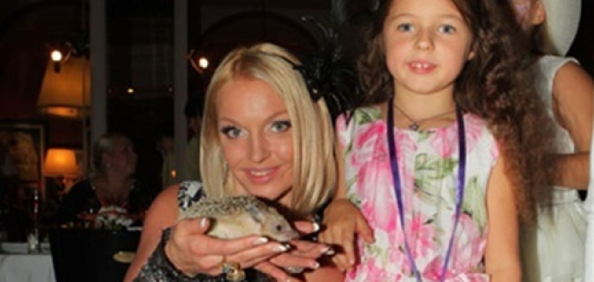 Дочь Волочковой освободила няню после ограбления дома