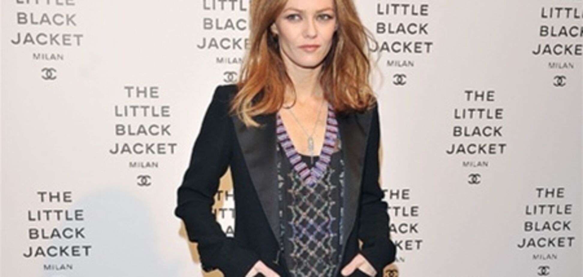 Паради пришла оценить выставку Лагерфельда. Фото