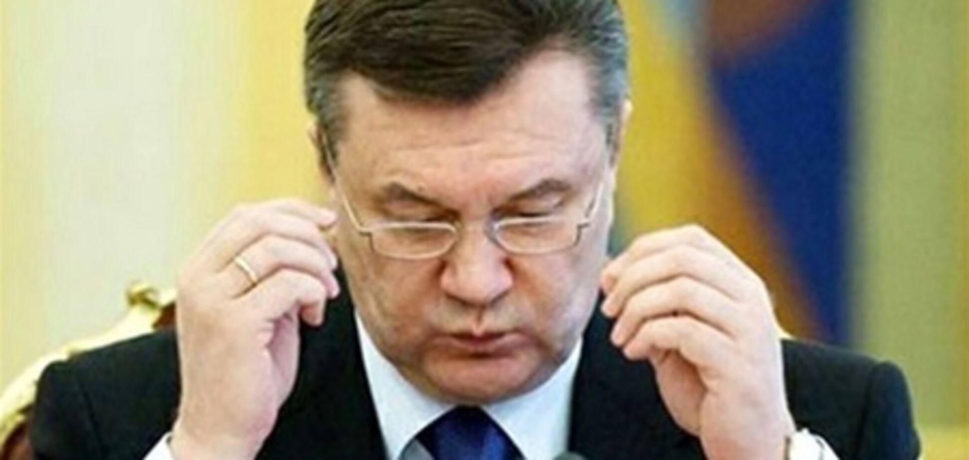 Янукович подпишет принятые на Банковой законы - Мирошниченко