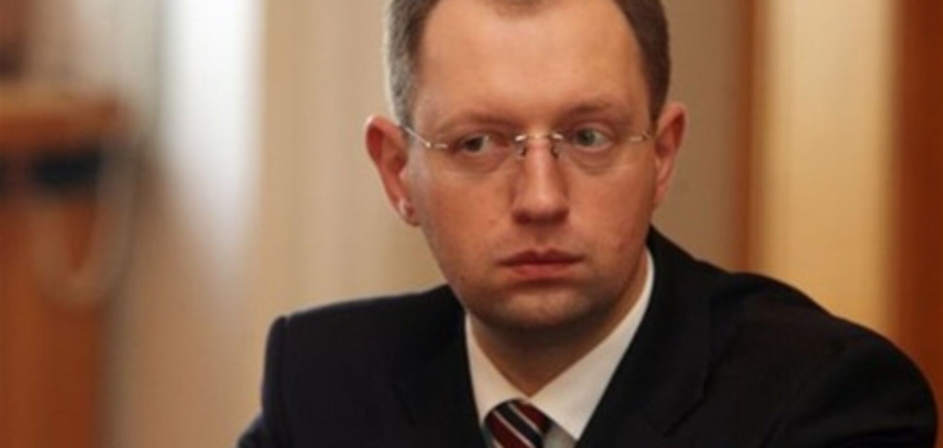 Оппозиция должна уже сегодня формировать новую власть - Яценюк