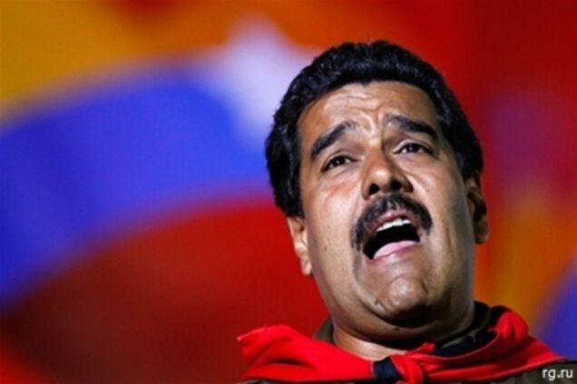 Мадуро пригрозил древним проклятием проголосовавшим против него