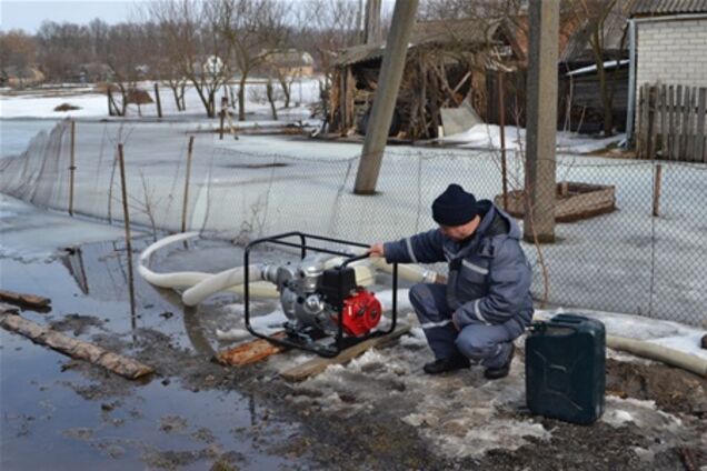 Осадки и таяние снега подтопили 168 населенных пунктов
