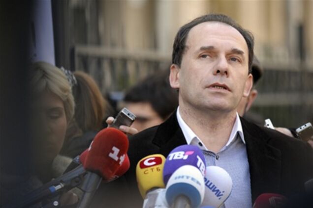 Адвокат: помилование не снимает с Луценко судимость