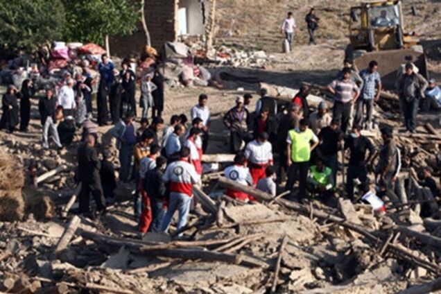 Землетрясение в Иране: 30 погибших, 800 раненых