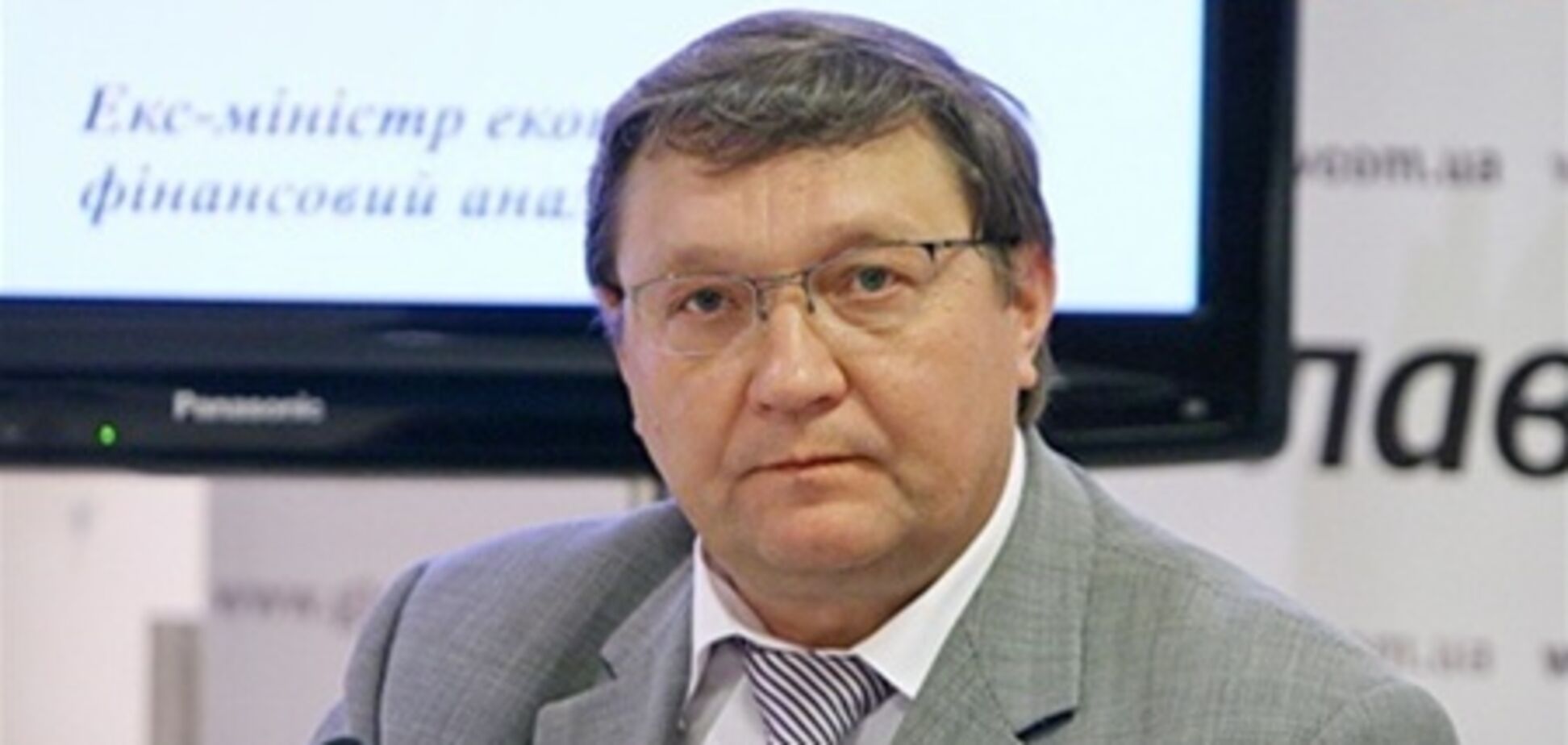 Экс-глава Госфинуслуг за объединение усилий Миндоходов и финрегуляторов