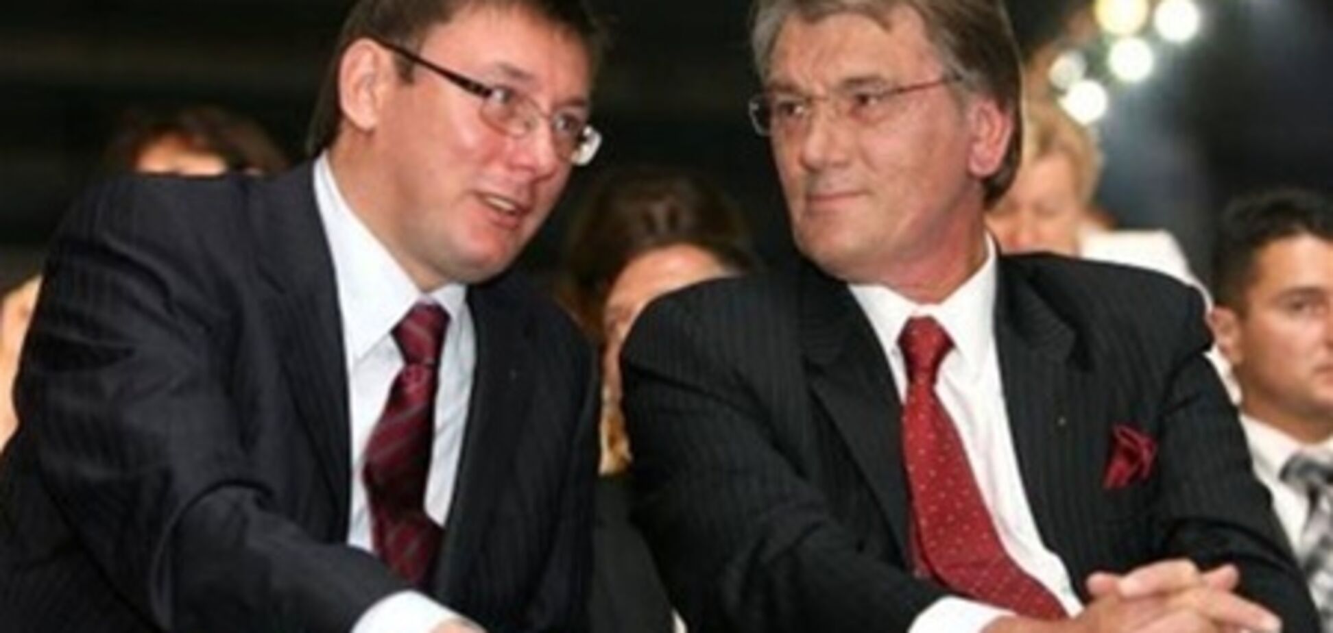 Ющенко привітав звільнення Луценка, 9 квітня 2013