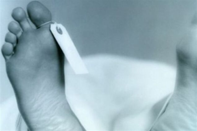 У Севастополі з моргу викинули на вулицю два трупи