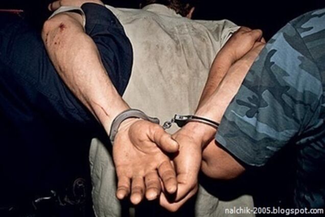 В Одеській області затримали озброєного побіжного зека