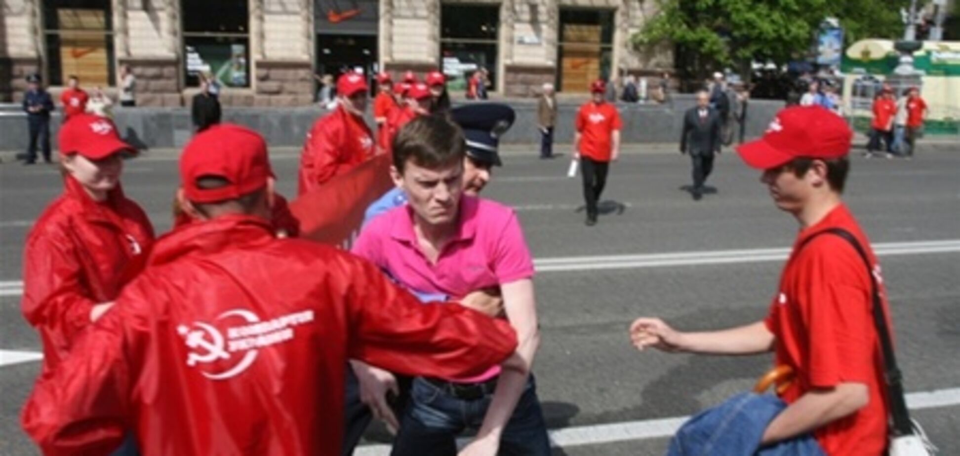 Задержанных на митинге КПУ завтра ждет суд