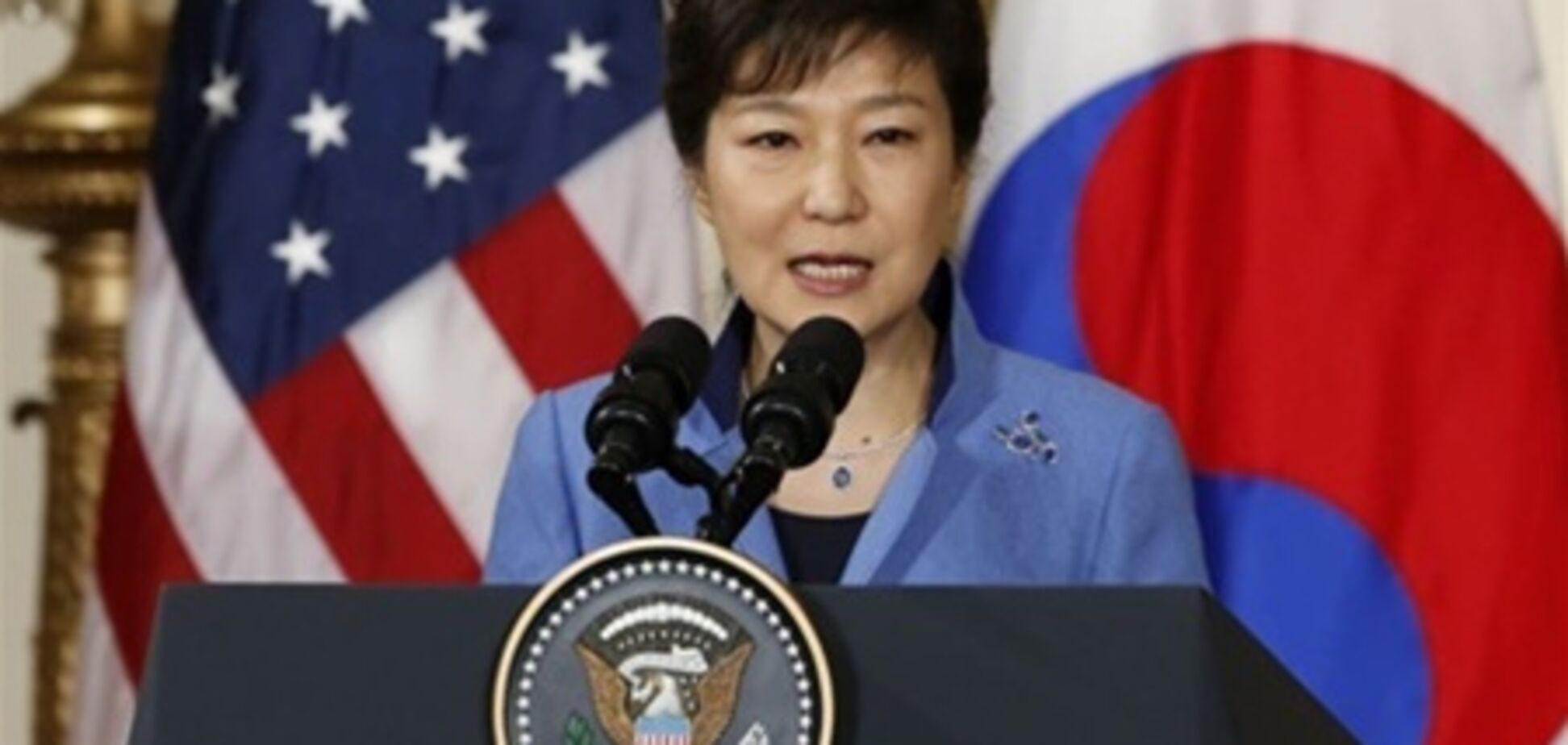 КНДР назвала визит президента Южной Кореи в США 'прелюдией войны'