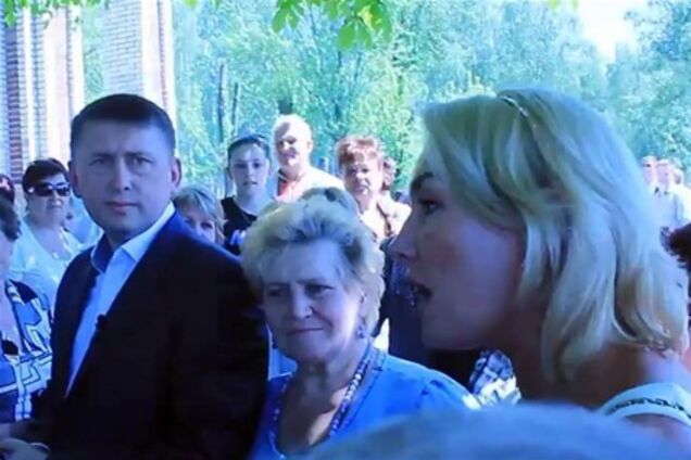 Жена Мельниченко устроила скандал в Парке Славы