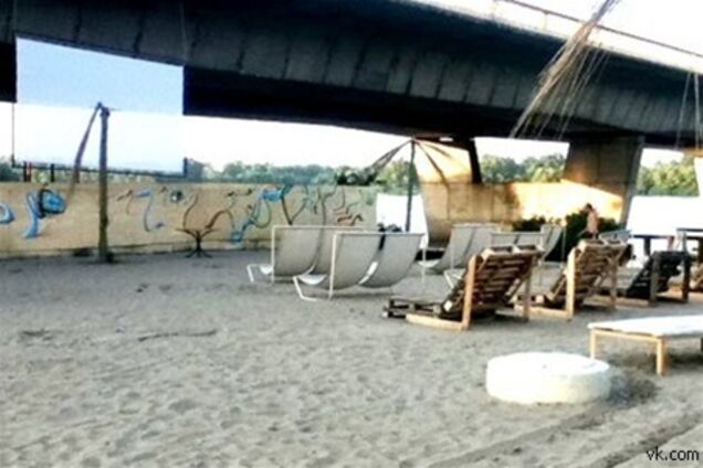 На столичном пляже откроют кинотеатр