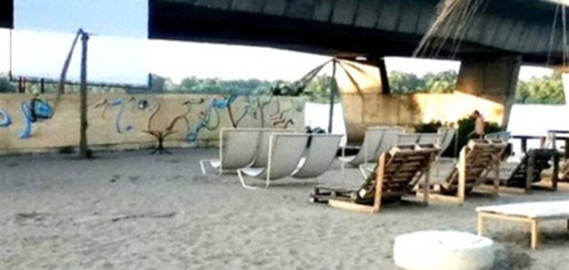 На столичном пляже откроют кинотеатр