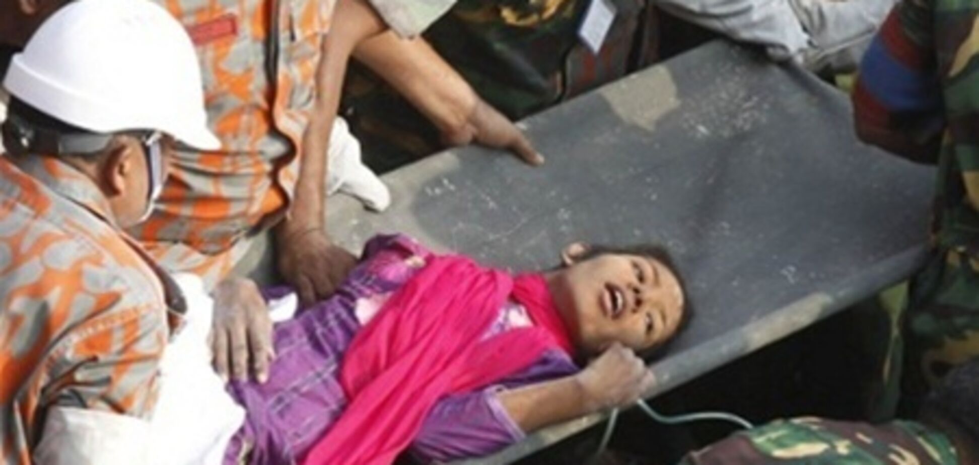 Выжившая под завалами в Бангладеш рассказала о спасении