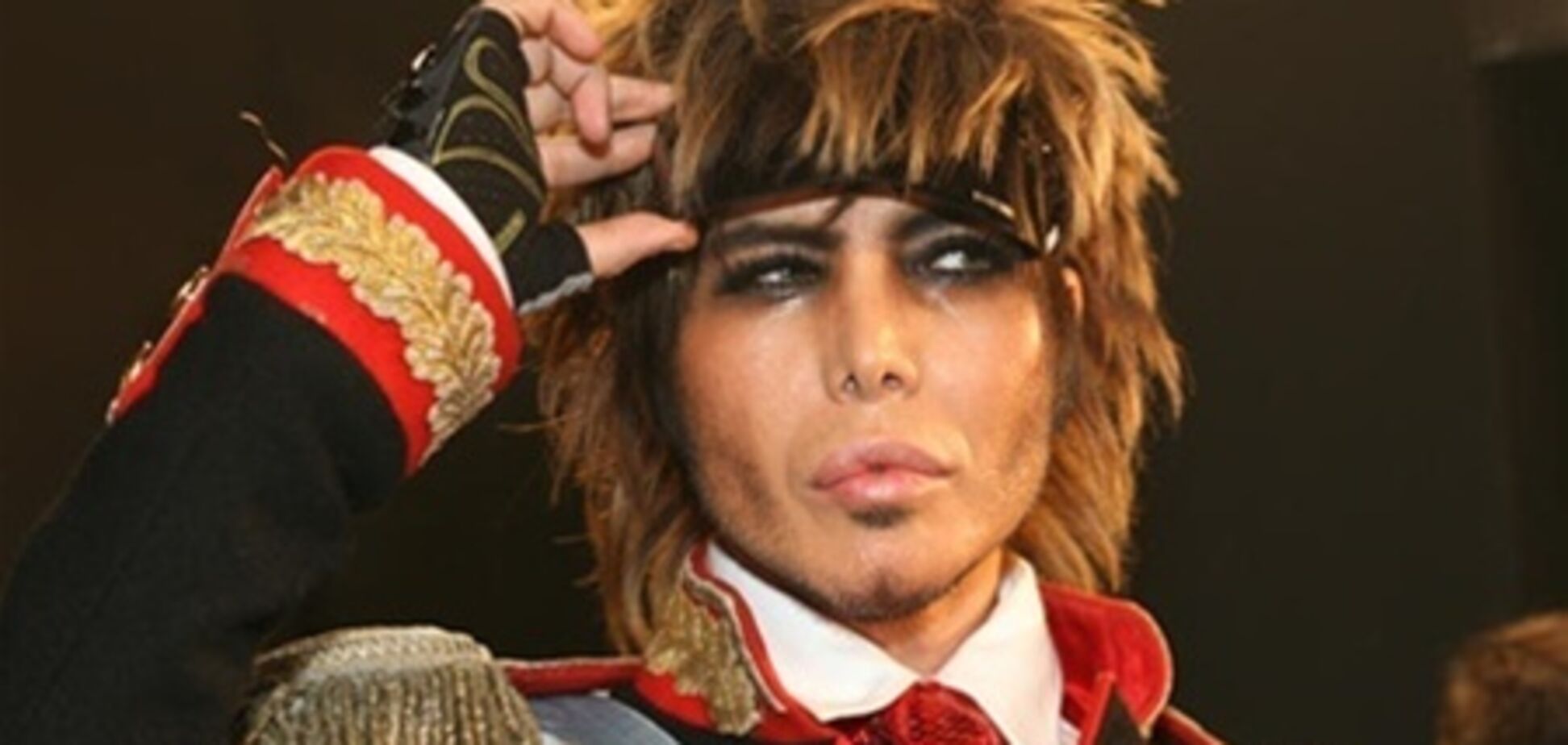 Зверев шокировал военных своим концертом. Видео