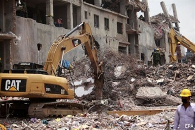 Число жертв трагедии в Бангладеш превысило 1100