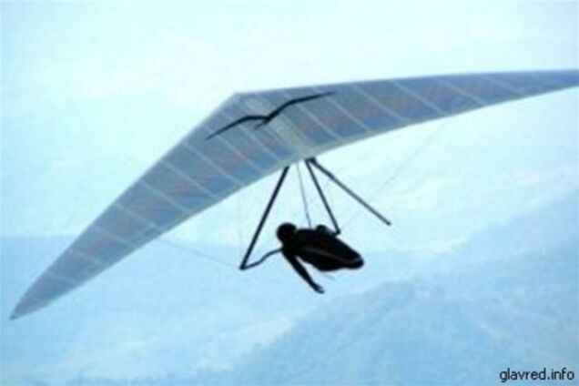 Загибель дельтапланериста зняв на відео рідний син