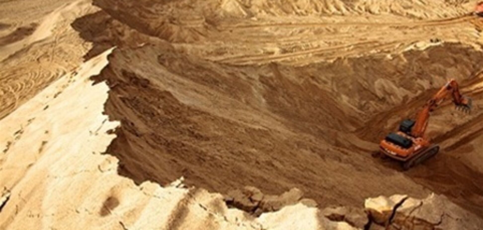 На Одесчине обнаружили нелегальный песчаный карьер 