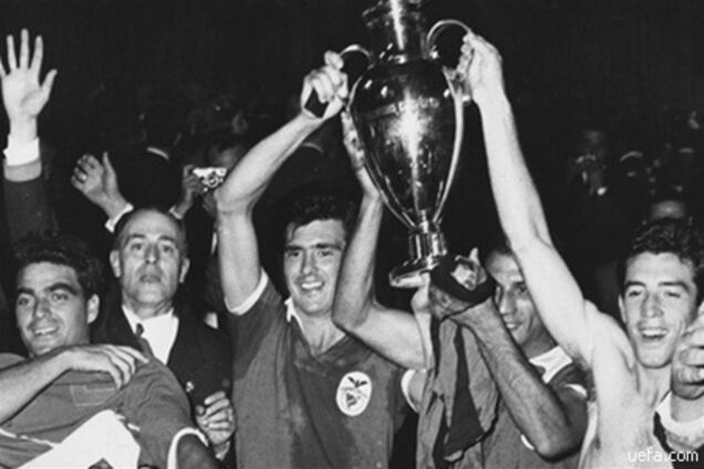 Еврокубковые финалы 'Бенфики': проклятие Гуттманна и след Велозу