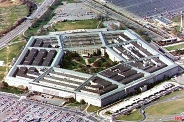Пентагон відправить у звільнення цивільних через секвестру бюджету 