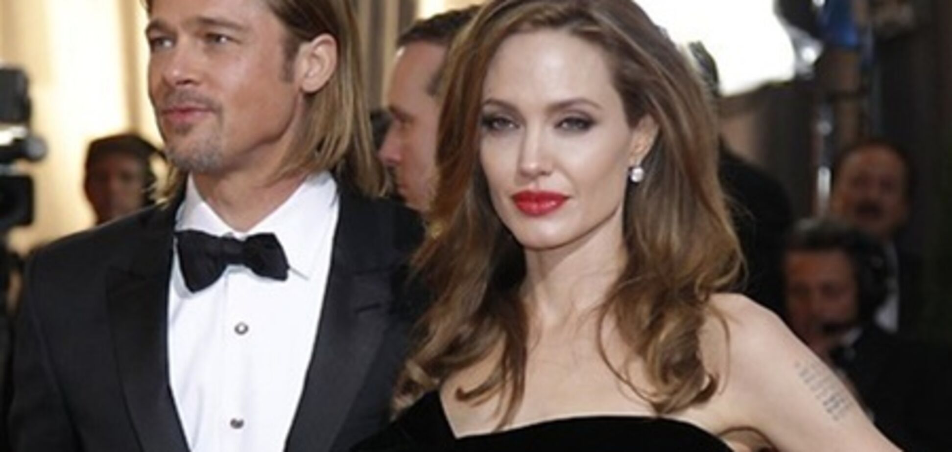 Брэд Питт считает поступок Анджелины Джоли 'героическим'