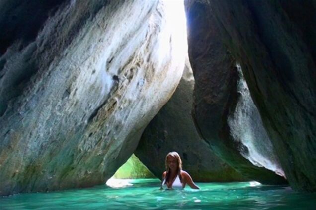 Открываем купальный сезон - самые уникальные пляжи мира